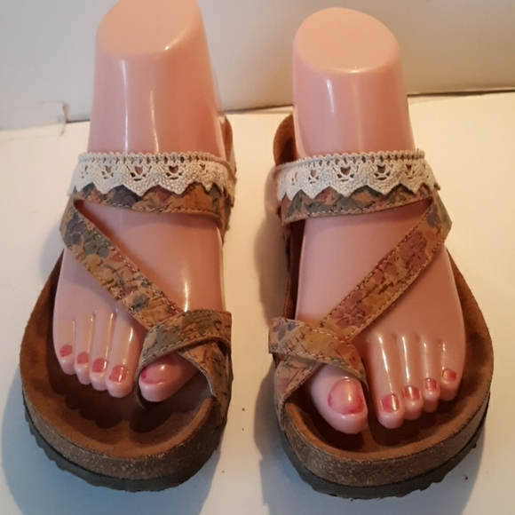 Peleve flip flop sandals 8 - Picture 3 of 5